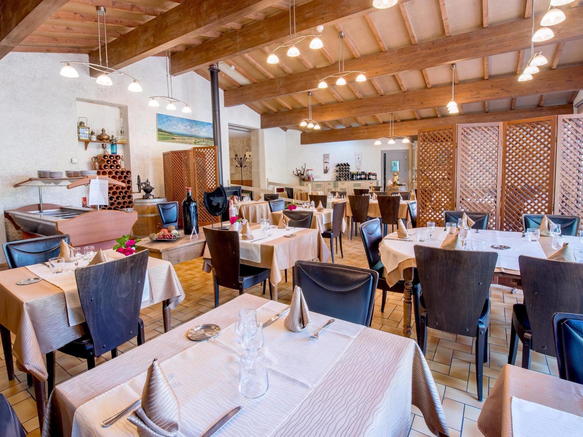 Logis Hotels - Hotel Et Restaurant Les Voyageurs Tournon-d'Agenais Ngoại thất bức ảnh